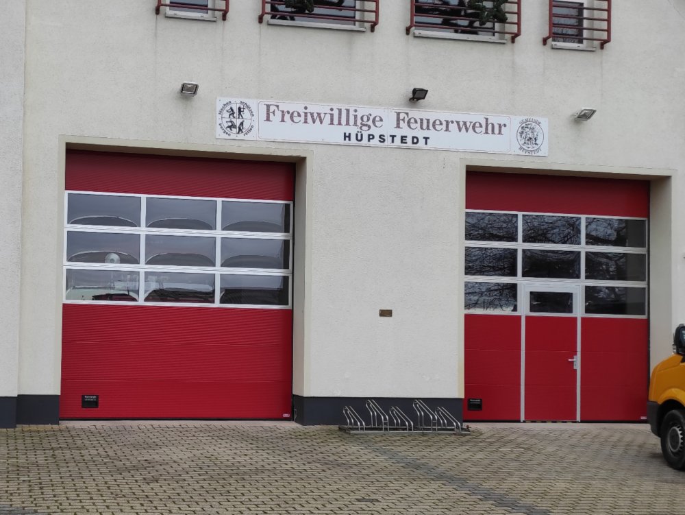 Sektionaltore für die Feuerwehr